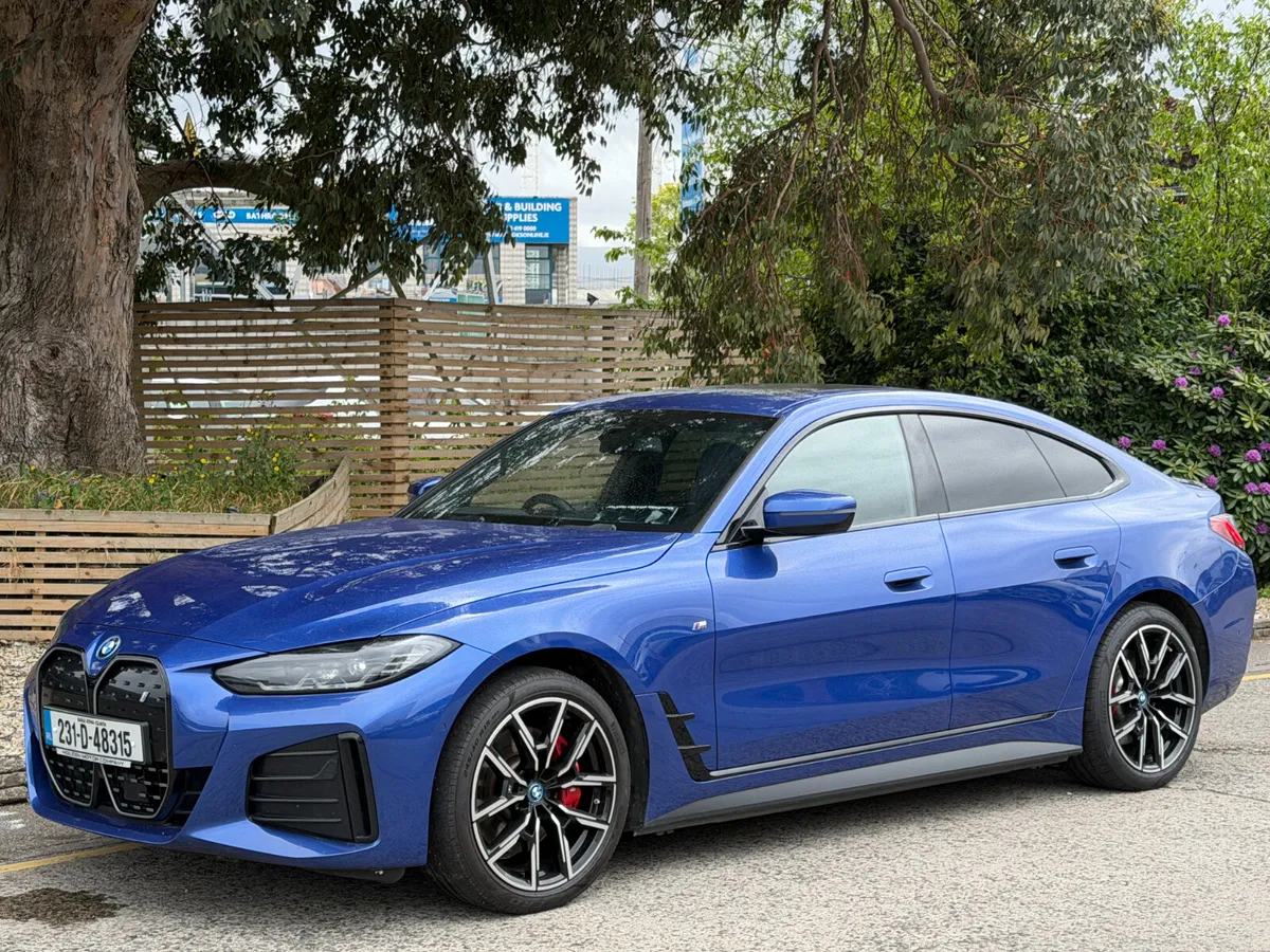 2023 BMW i4..SUNROOF..M-SPORT..2 KEYS - Image 3