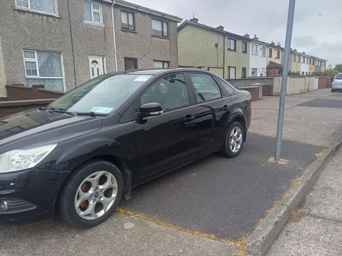 Ford Focus 2010 - Image 3