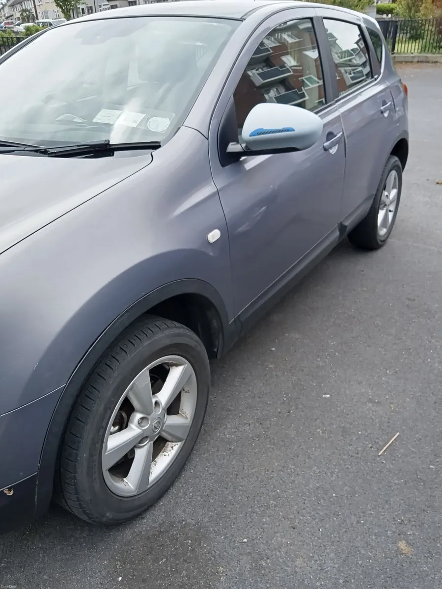 Car - Image 1