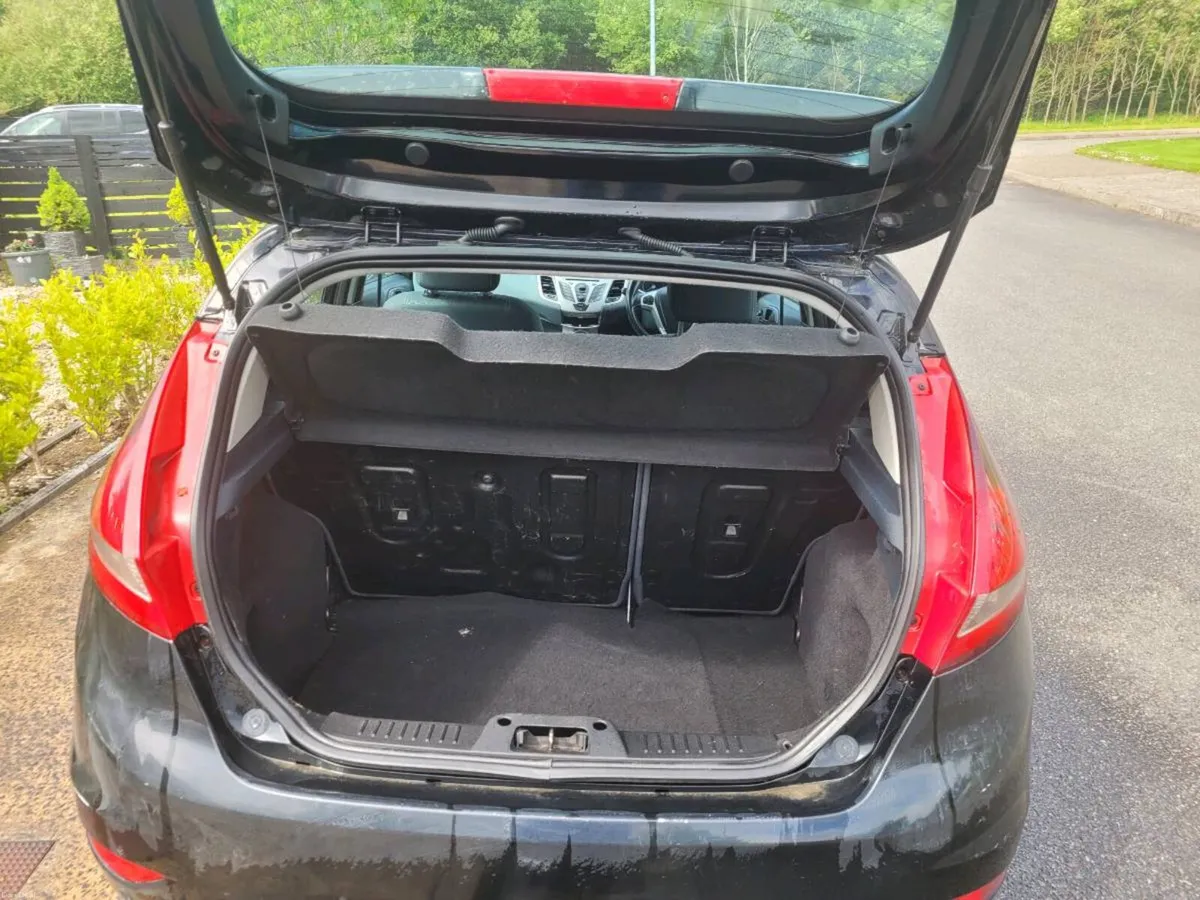 Ford fiesta 1.4 tdci zetec. - Image 4