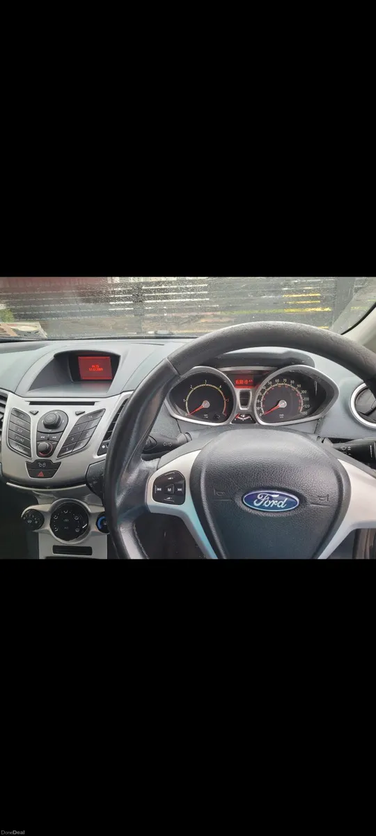 Ford fiesta 1.4 tdci zetec. - Image 2