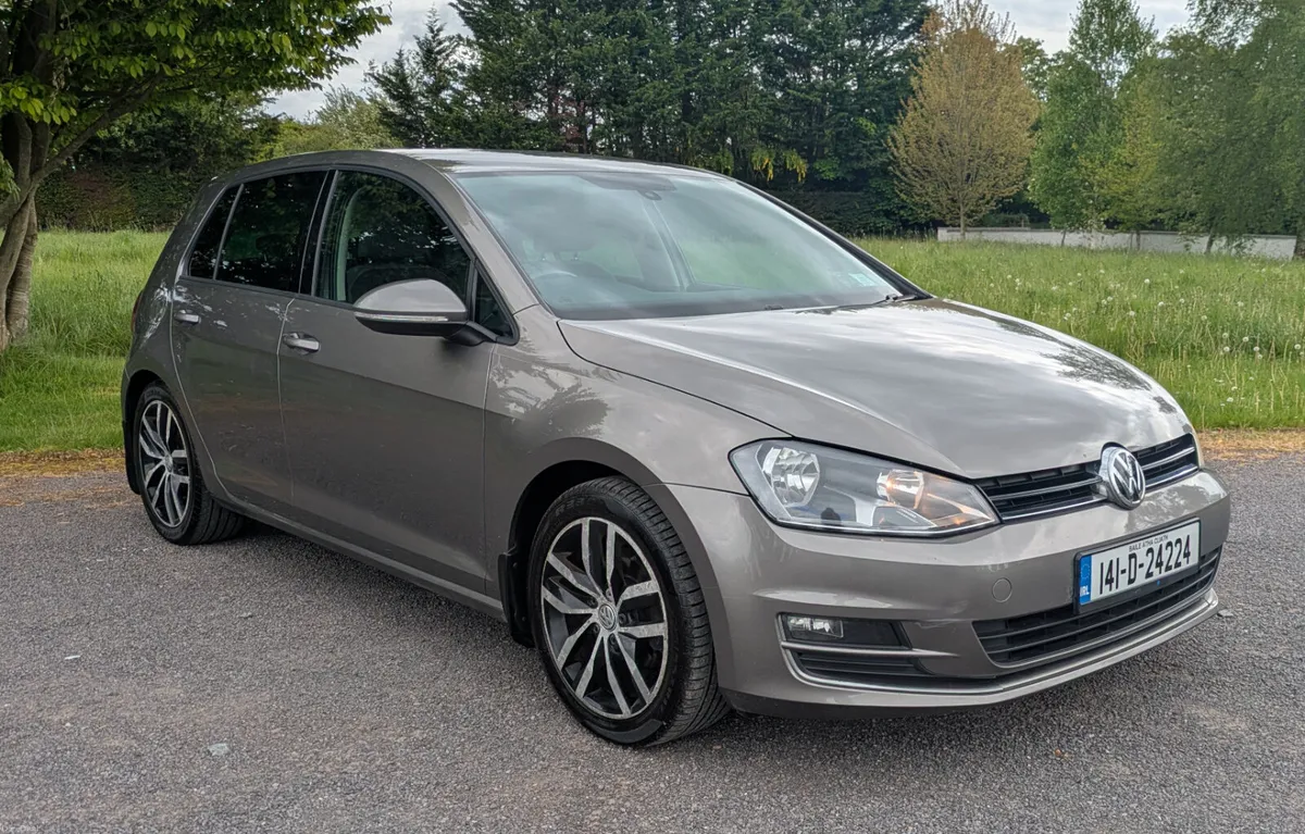 Volkswagen Golf Highline/ NEW NCT 08/27 - Image 1