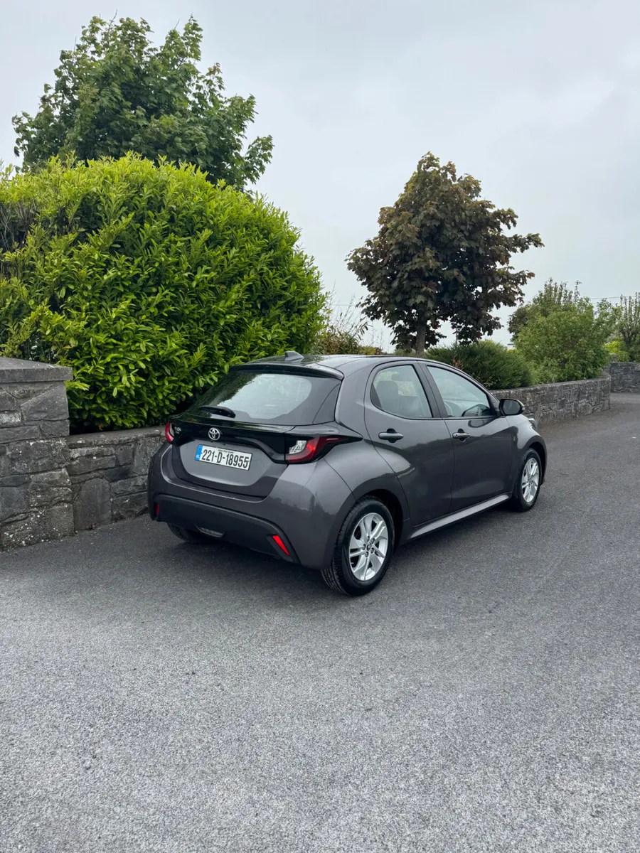 Toyota Yaris 2022 - Image 3