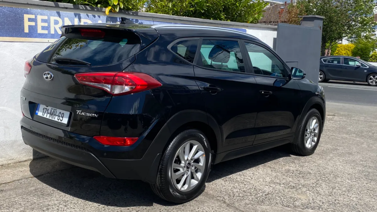 Hyundai Tucson 1.7 Dsl Executive full leather - Image 4
