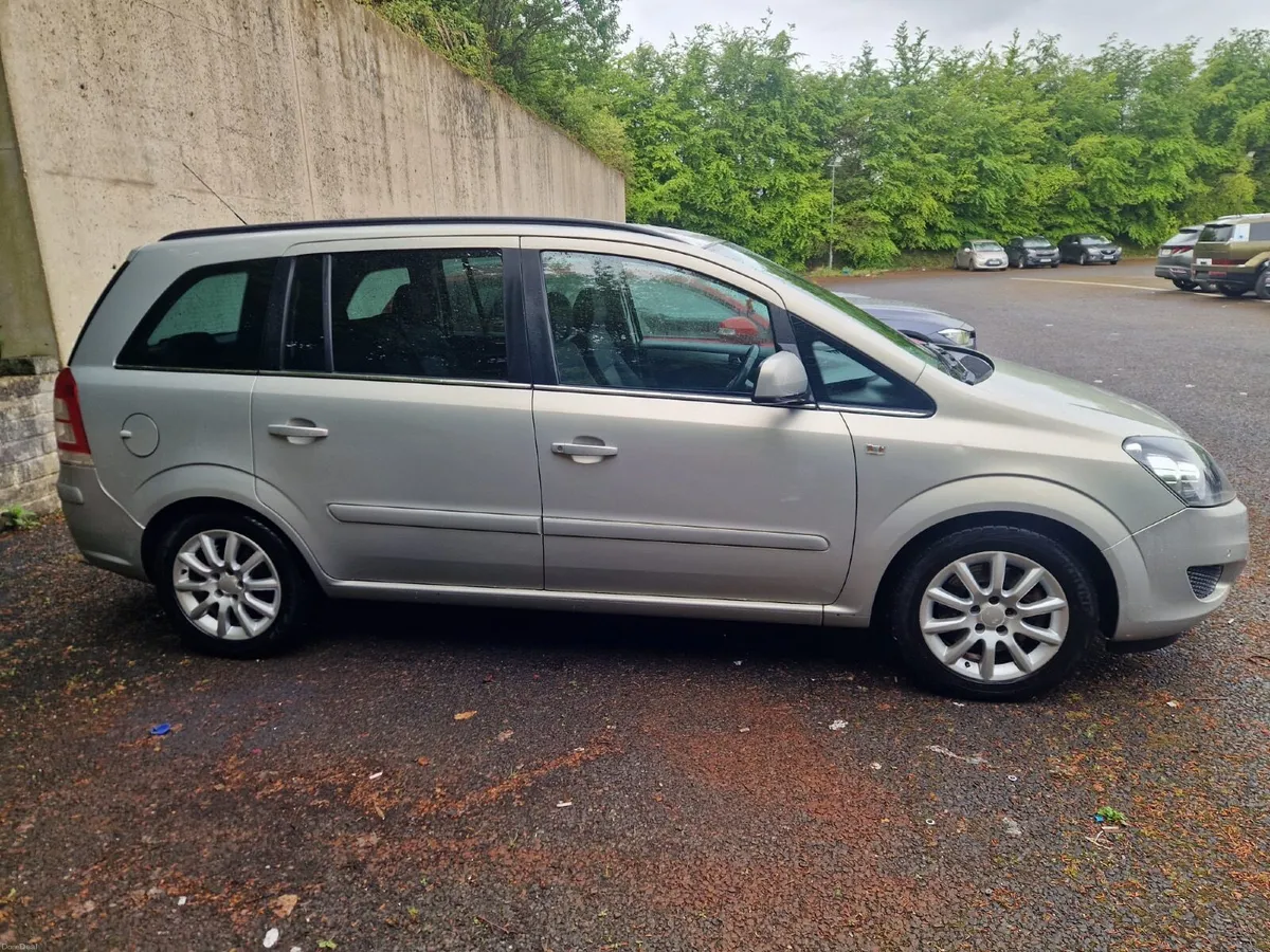 Vauxhall Zafira 2011 1.7 diesel - Image 3