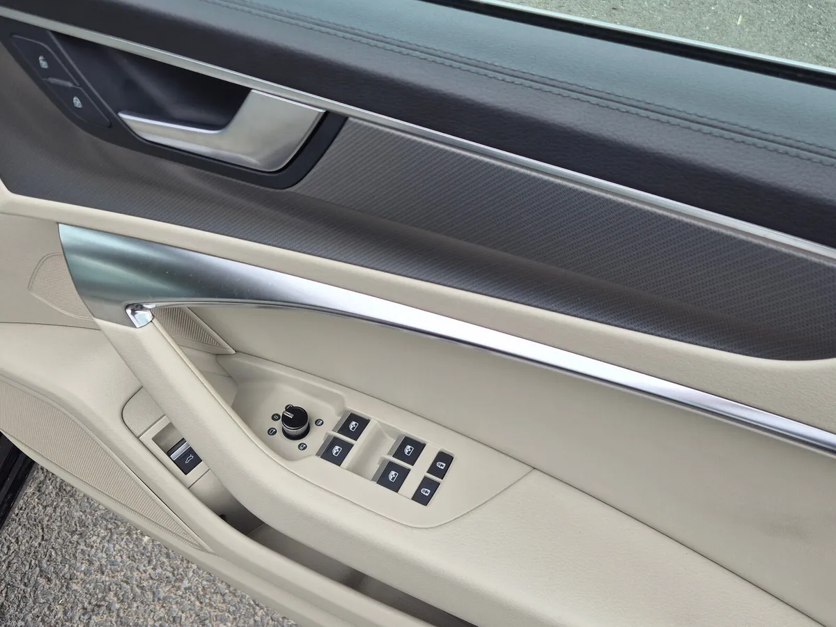 Audi A6  40 TDI SE - Image 4