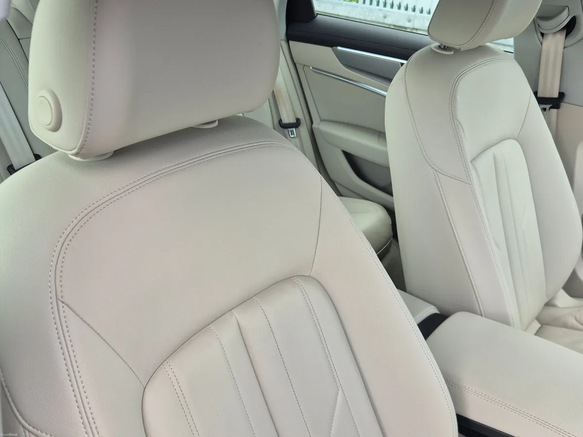 Audi A6  40 TDI SE - Image 6