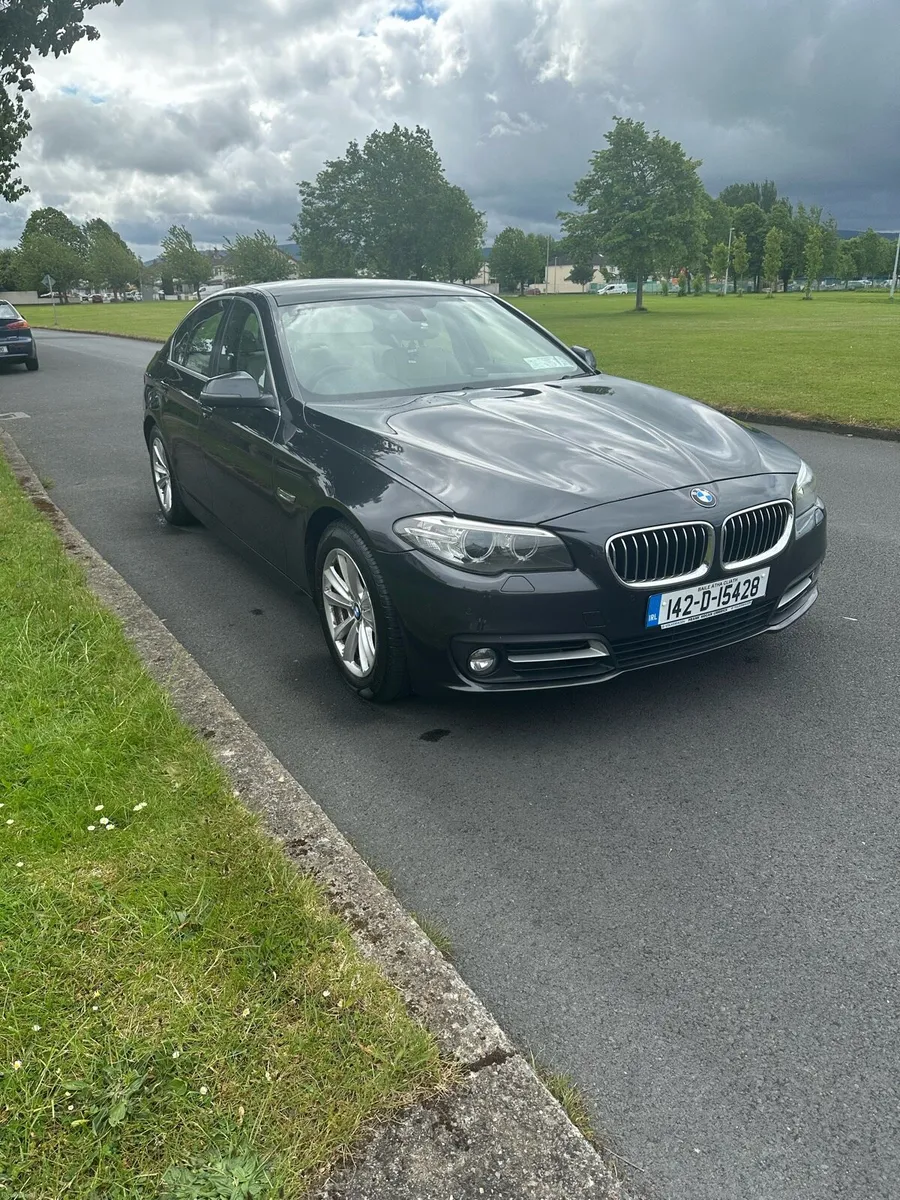 BMW 5 series - Image 1