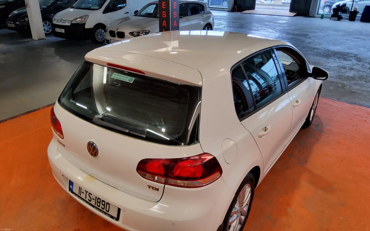 Volkswagen Golf 2011 - Image 3
