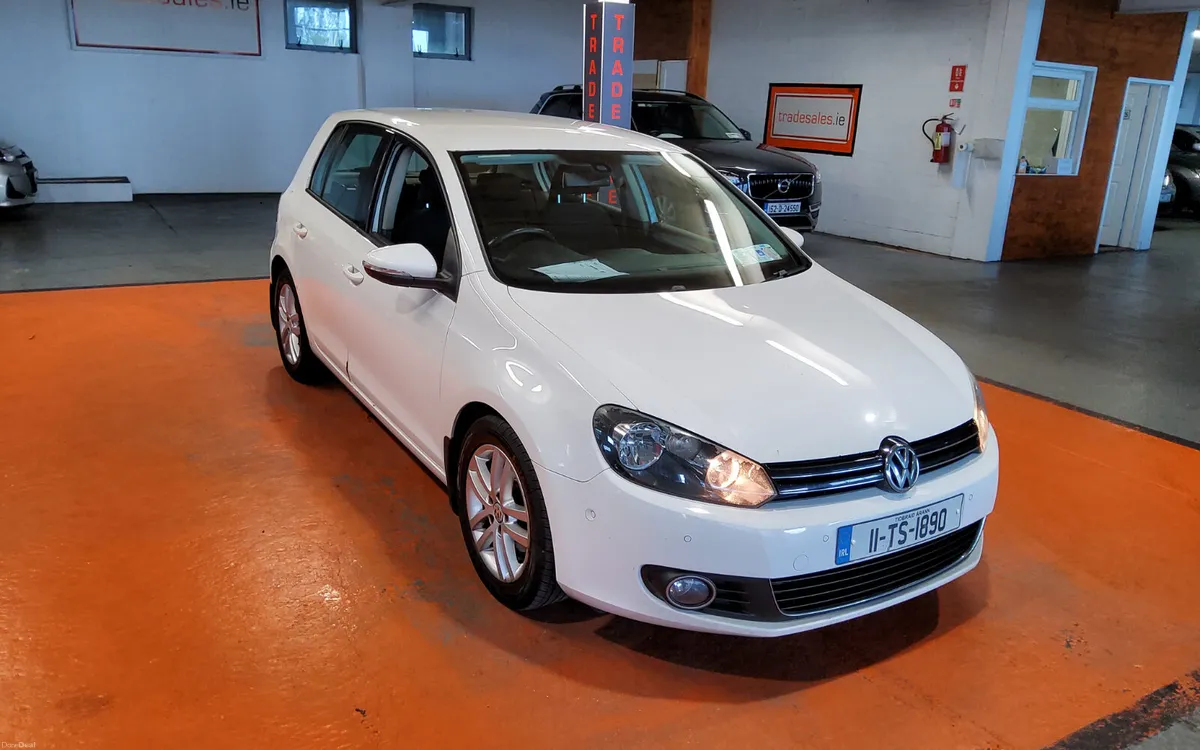 Volkswagen Golf 2011 - Image 1