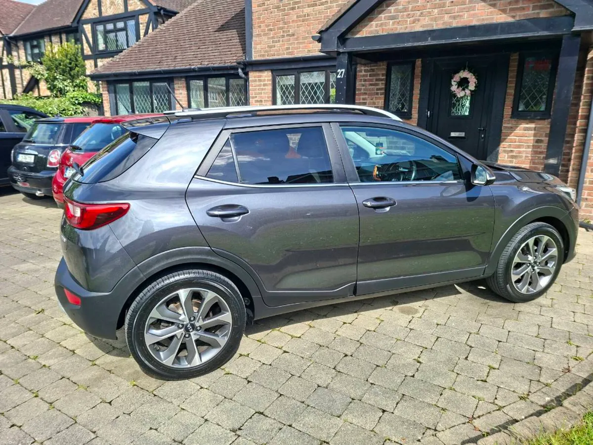 KIA STONIC T-GDI PETROL 2020 VERY CLEAN CAR - Image 2