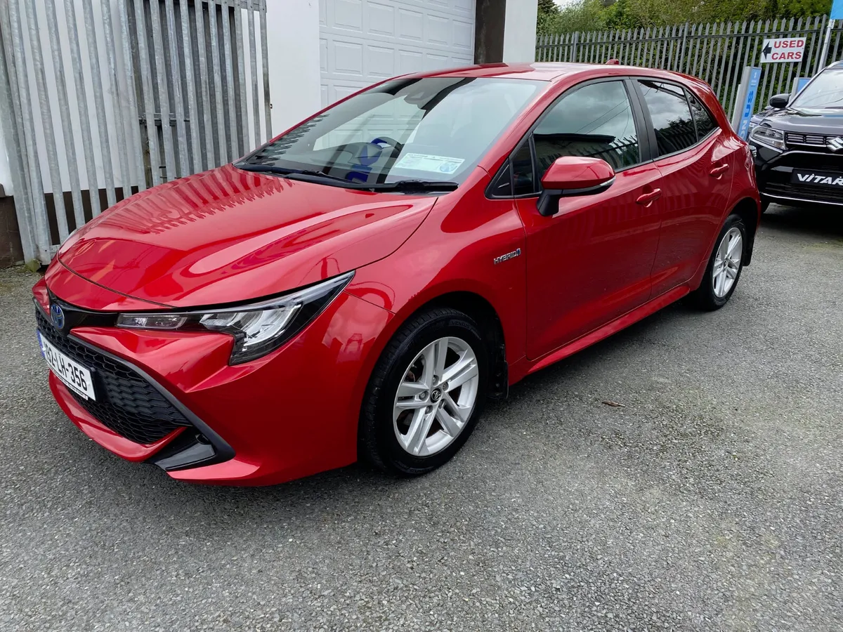 Toyota Corolla 1.8 Hybrid Luna 2019 - Image 2