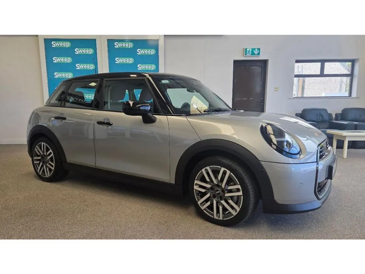 Mini Cooper 42GD C 5DR - Image 3