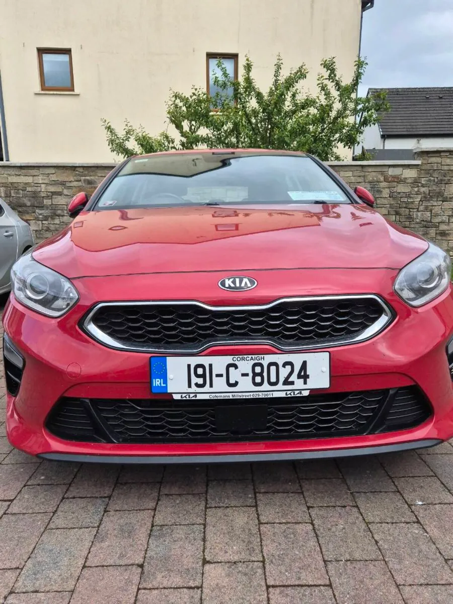 Kia Ceed  High Spec Diesel 2019 - Image 1