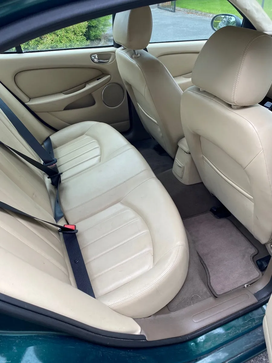 Jaguar X-Type 2006 - Image 1