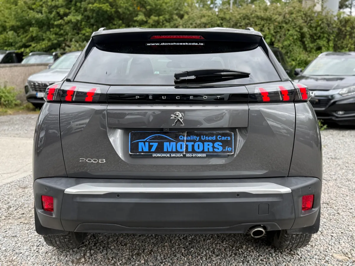 2022 Peugeot 2008 ALLURE 1.5 BLUE HDI - Image 4