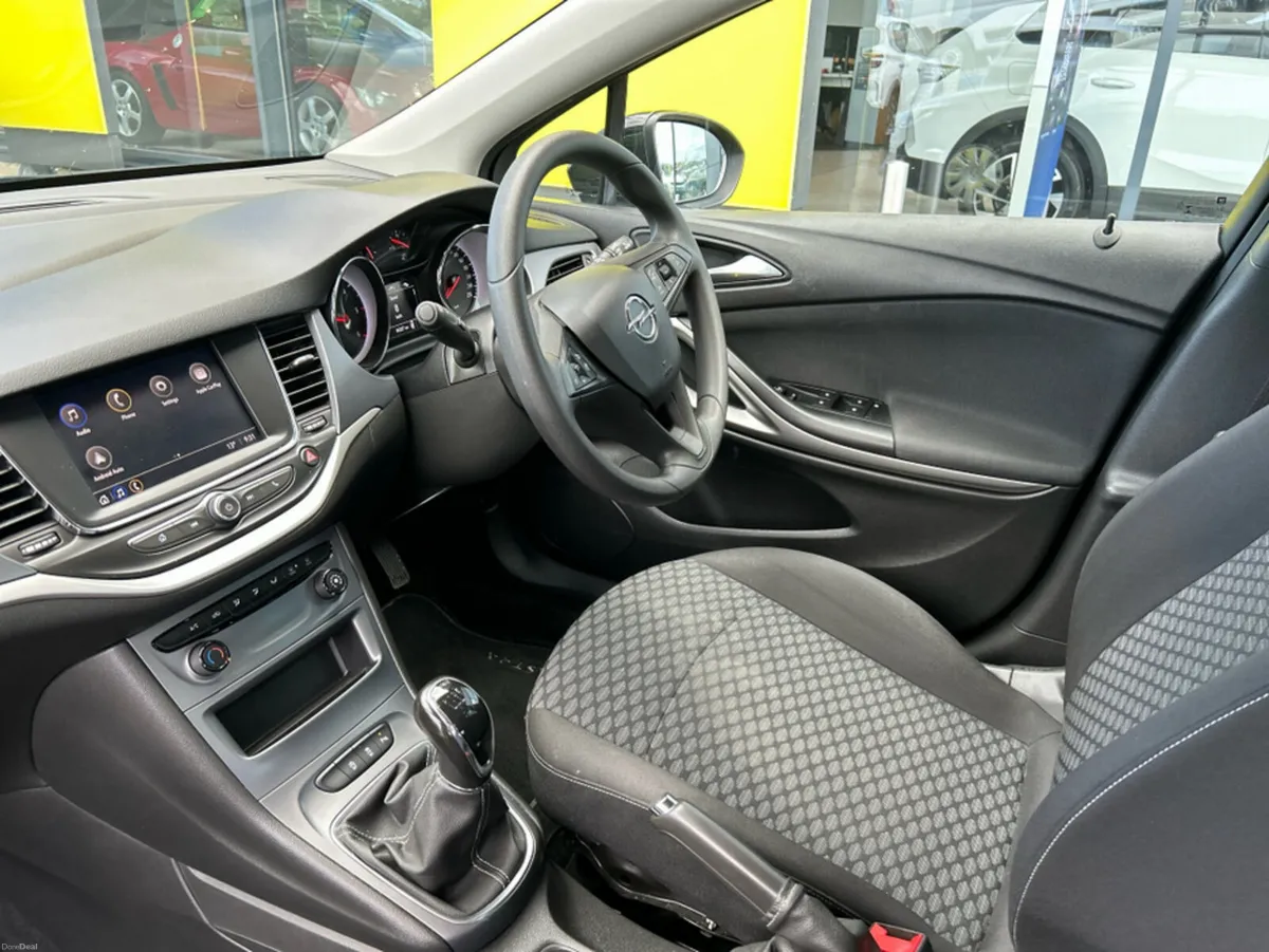 Opel Astra 1.5 TURBO D 105PS 5DR - Image 3