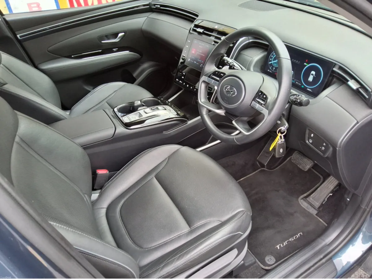 Hyundai Tucson EXECUTIVE HYBRID - Image 6