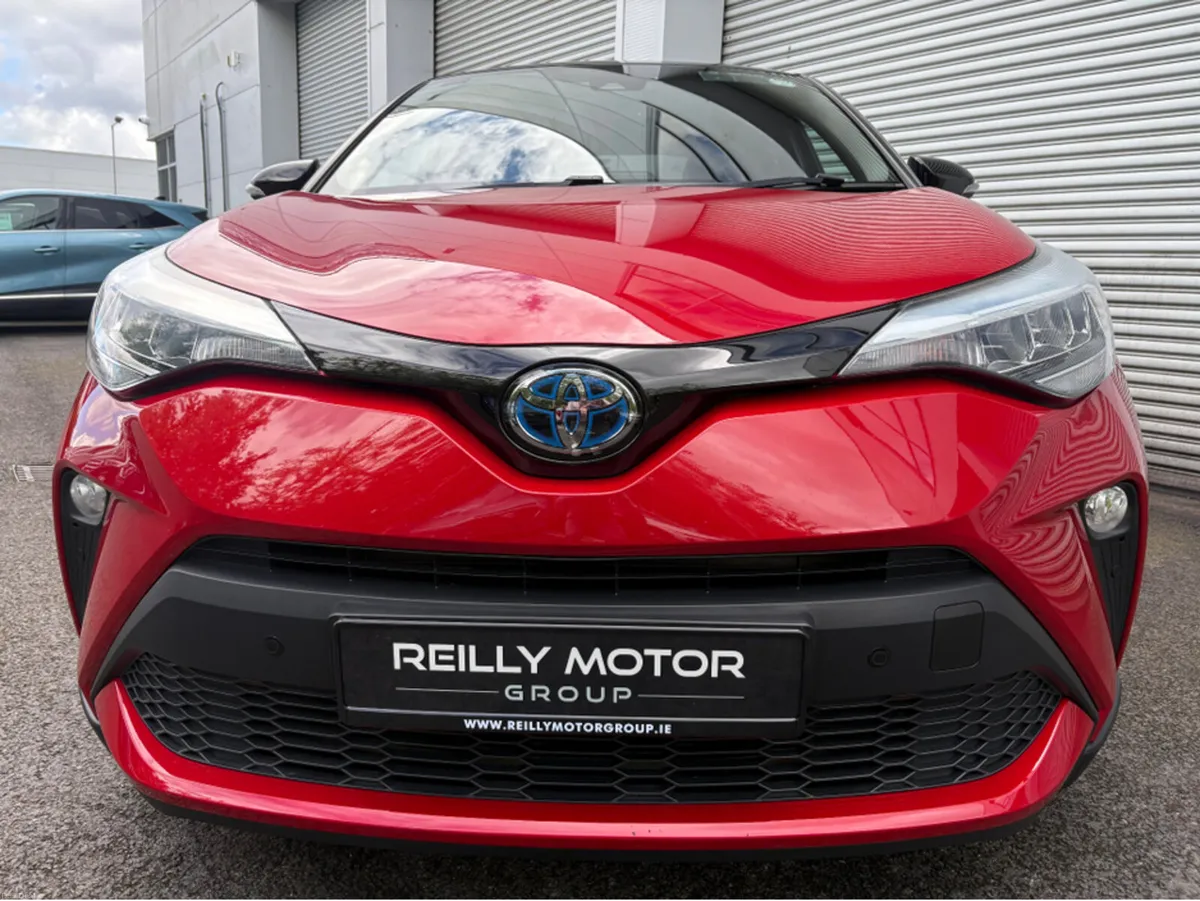 Toyota C-HR 1.8 PETROL HYBRID SPORT **TWO TONE** - Image 2