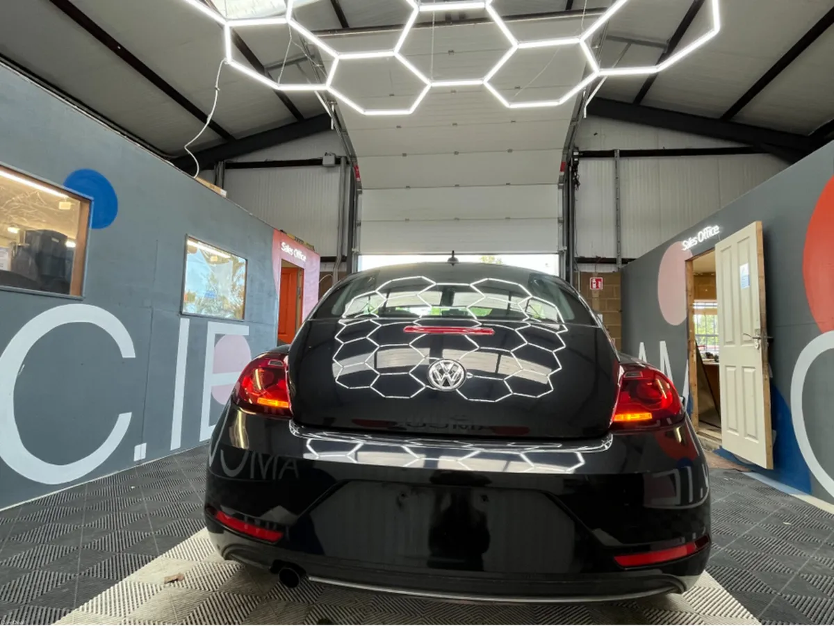 Volkswagen Beetle 2017 VOLKSWAGEN BEETLE DESIGN 1. - Image 3