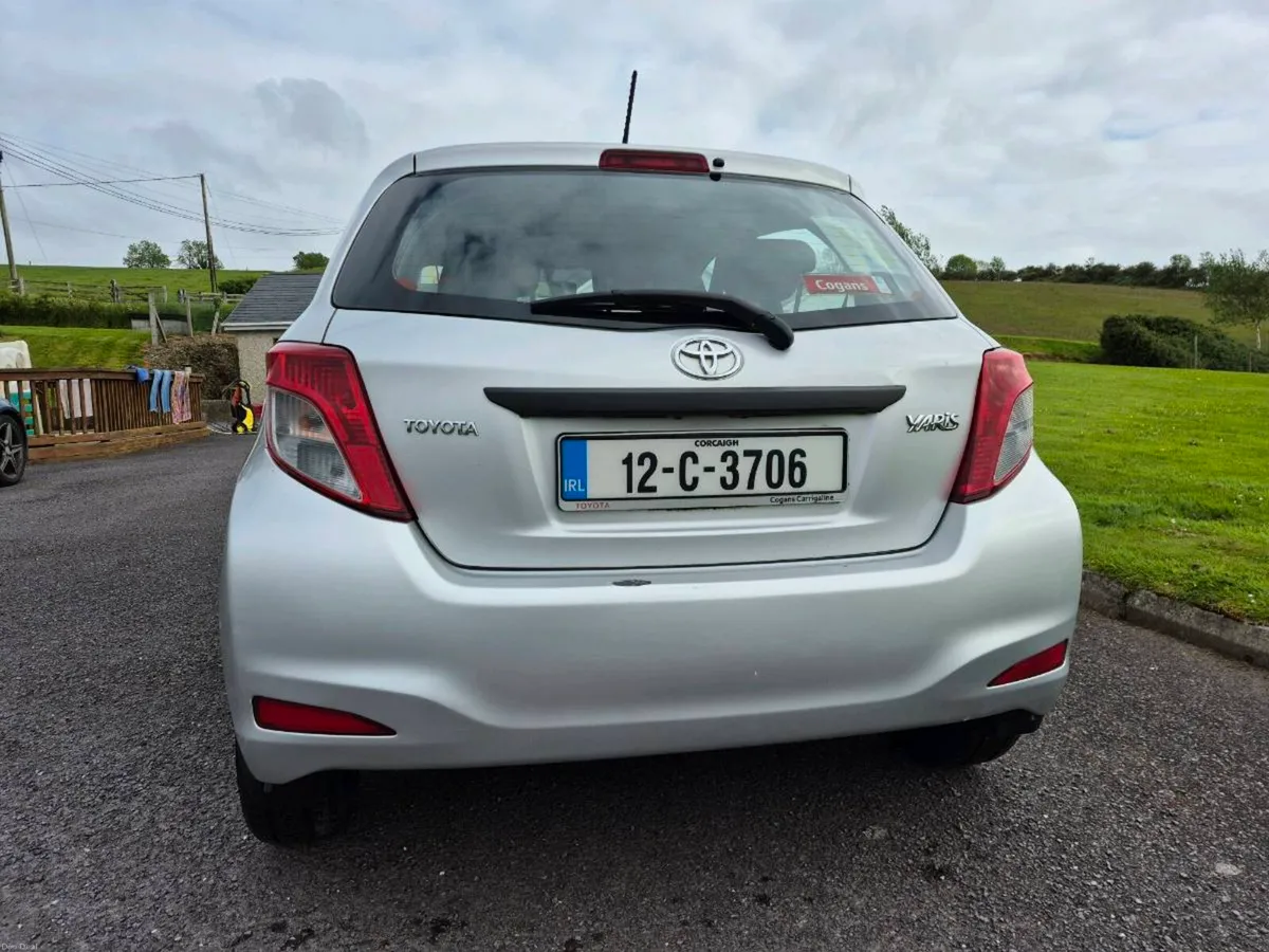 Toyota Yaris - Image 4