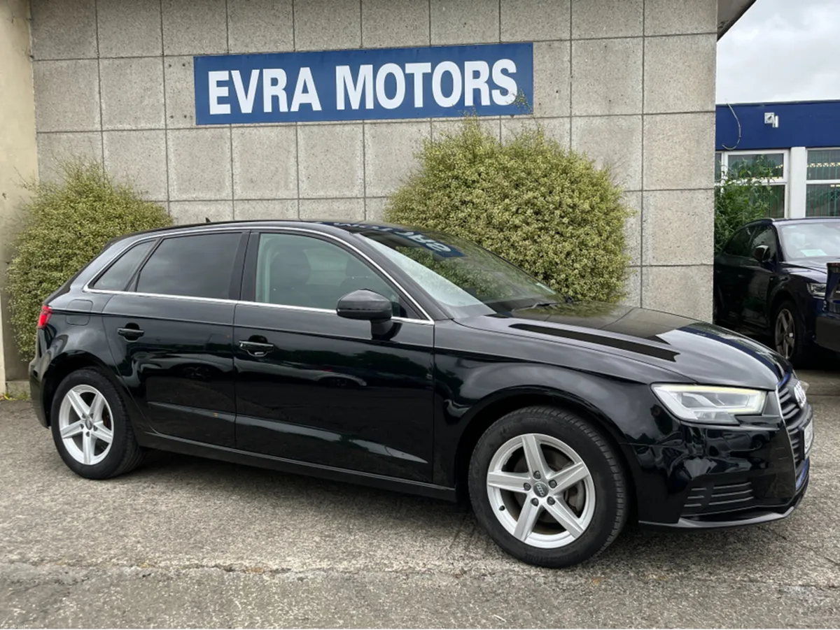 Audi A3 SE HATCHBACK AUTOMATIC 1.4 PETROL //REVERS - Image 3