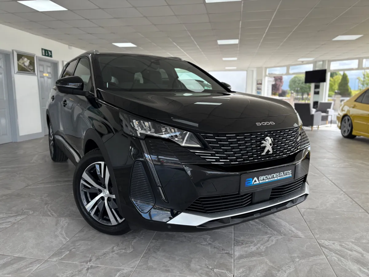 2023 Peugeot 5008 Allure Automatic 1.5L Diese - Image 4