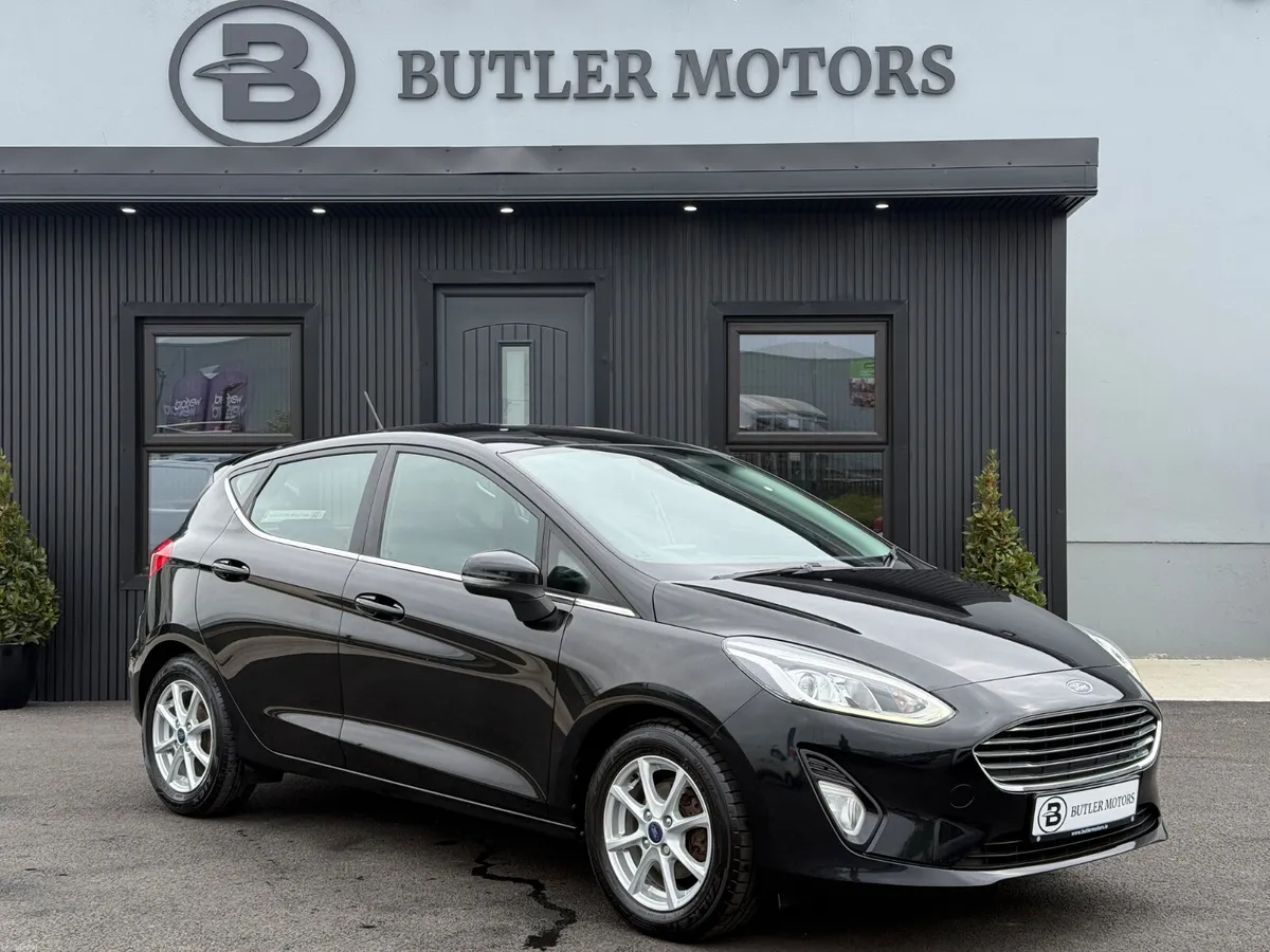2017 Ford Fiesta 1.1P Zetec 5DR - Image 2