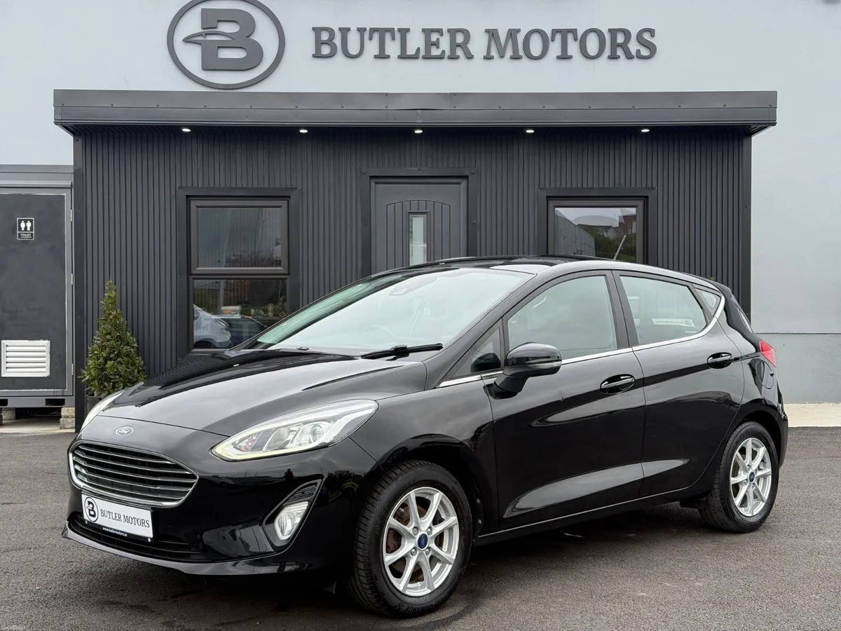 2017 Ford Fiesta 1.1P Zetec 5DR - Image 1