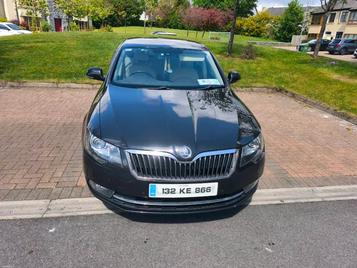 Skoda Superb Elegance 2.0 170BHP DSG - Image 2