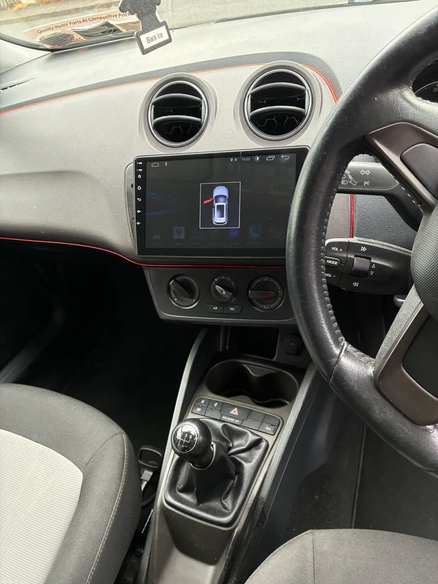 SEAT Ibiza 2013 - Image 2