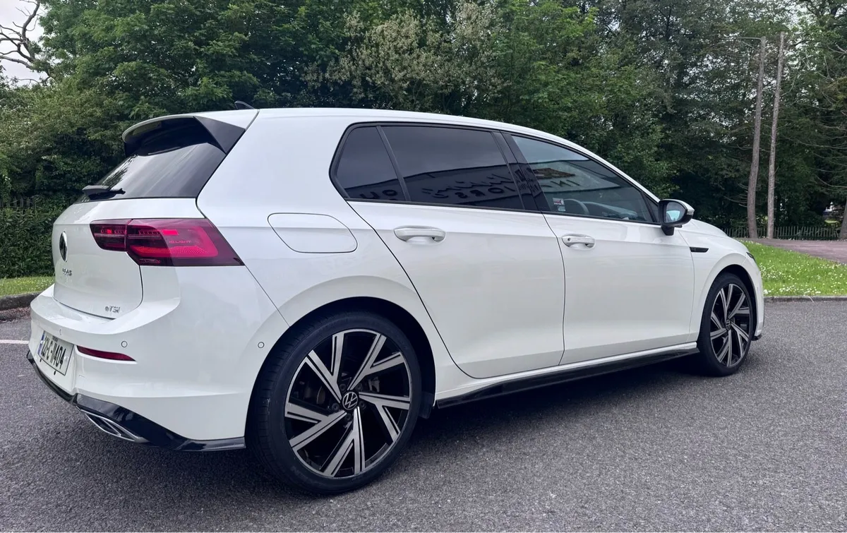 2022 Golf R Line NCT JUNE 28 - Image 5