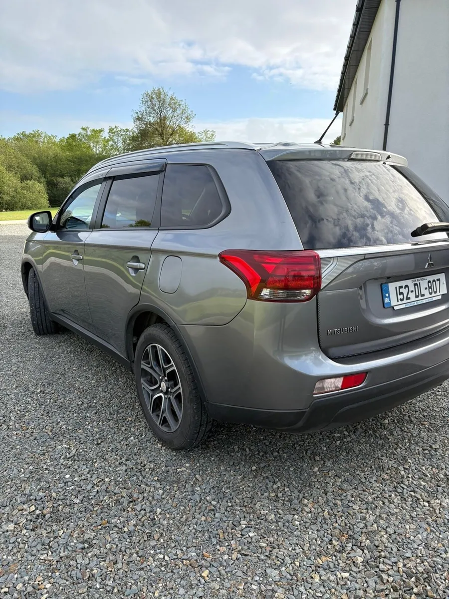 Mitsubishi Outlander 4WD - Image 4