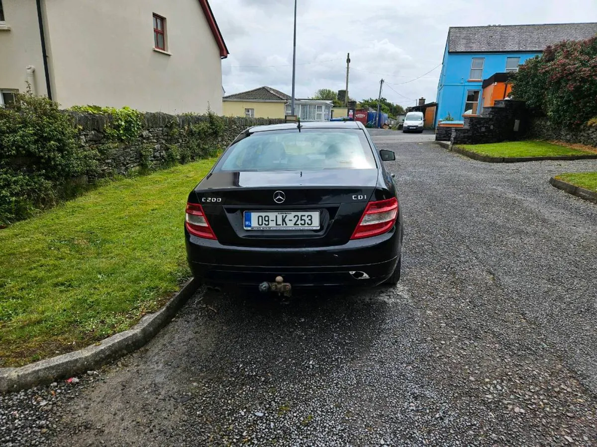 Mercedes C200 - Image 3