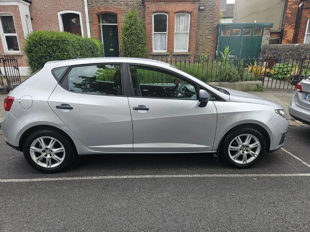 SEAT Ibiza 2012 - Image 2