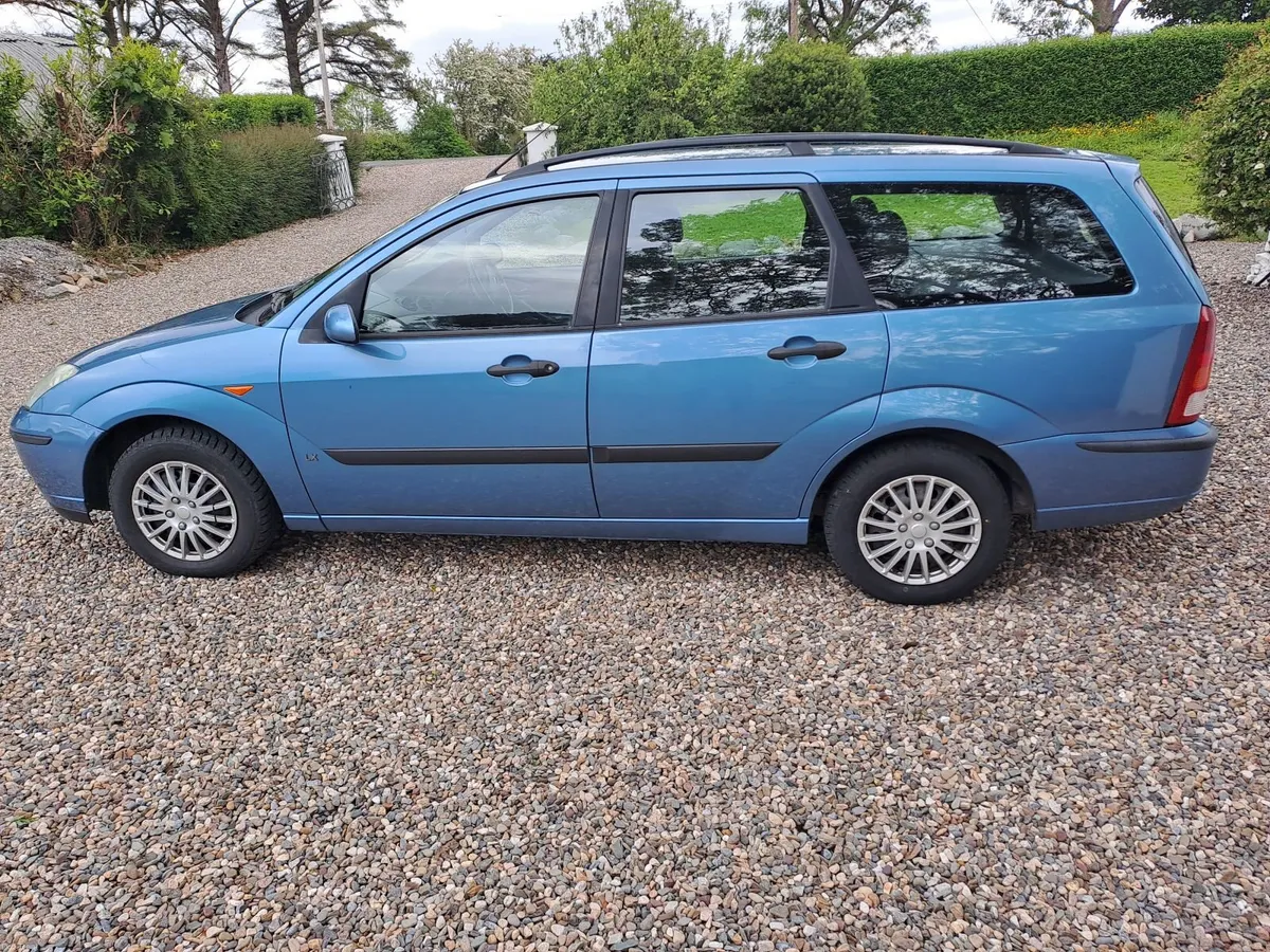 Ford Focus 2002 - Image 4