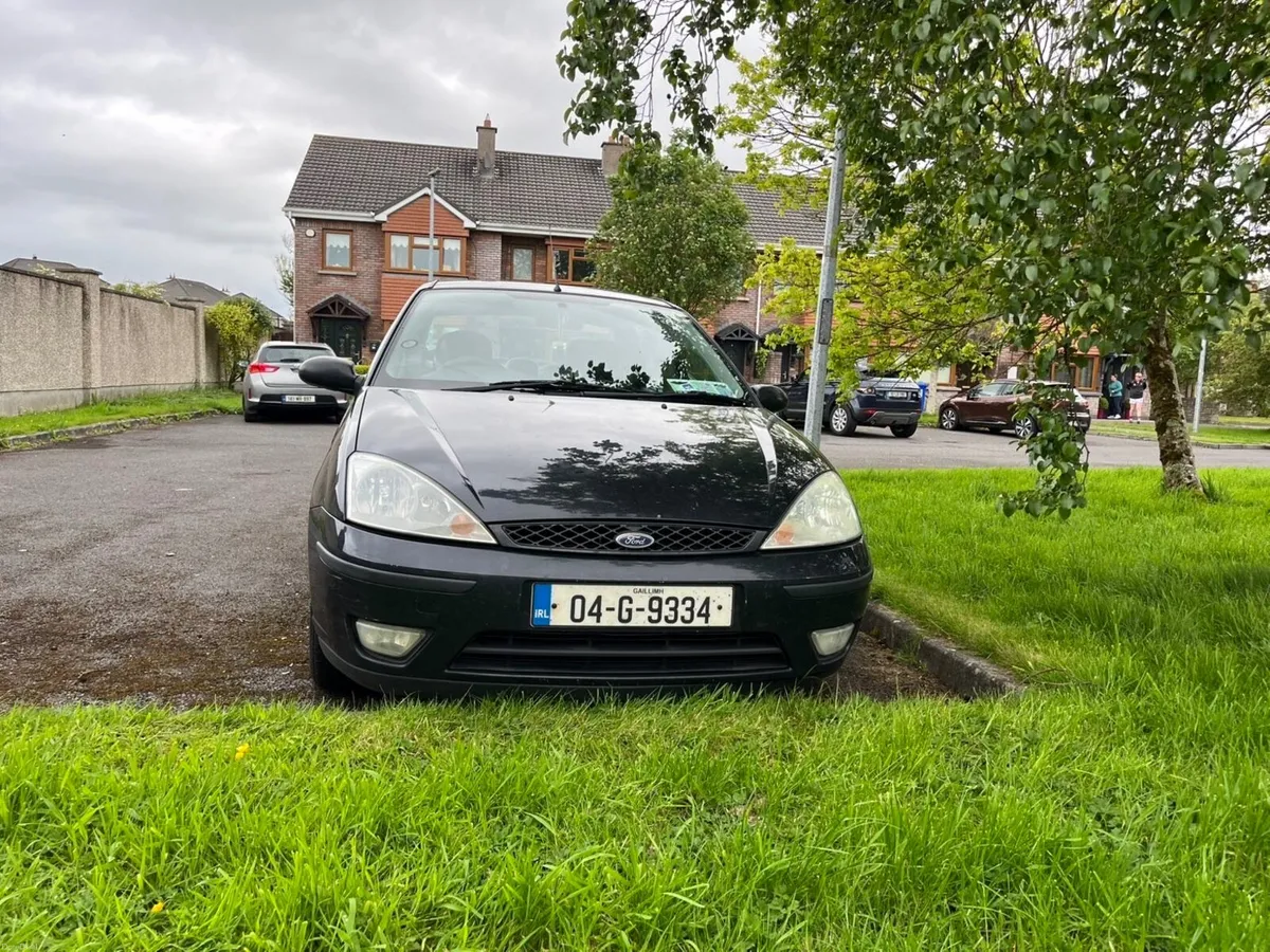Ford Focus 2004 automatic - Image 3