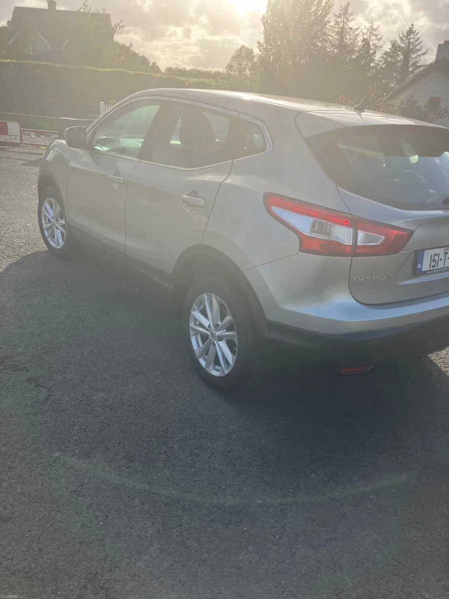 Nissan Qashqai 2015 - Image 3