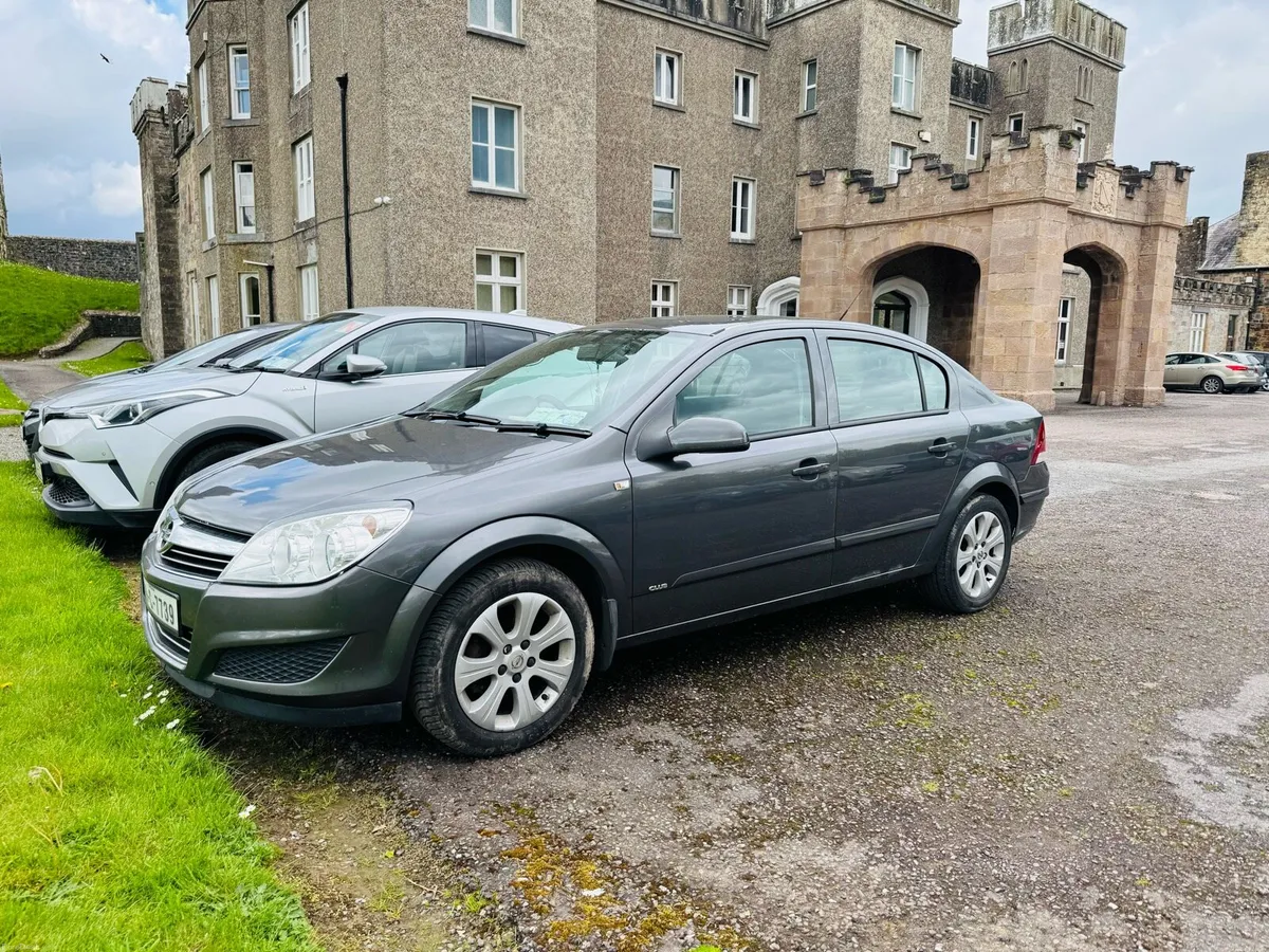 automatic opel astra 1.6 petrol - Image 2
