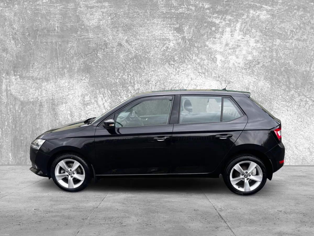 2018 SKODA FABIA STYLE 1.0 PETROL - Image 4
