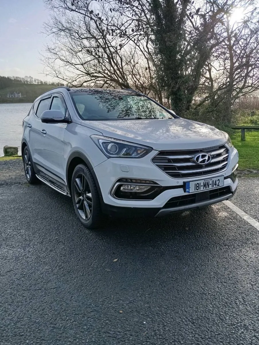 Hyundai Santa Fe Endurance 7 seater 4x4 Automatic - Image 1