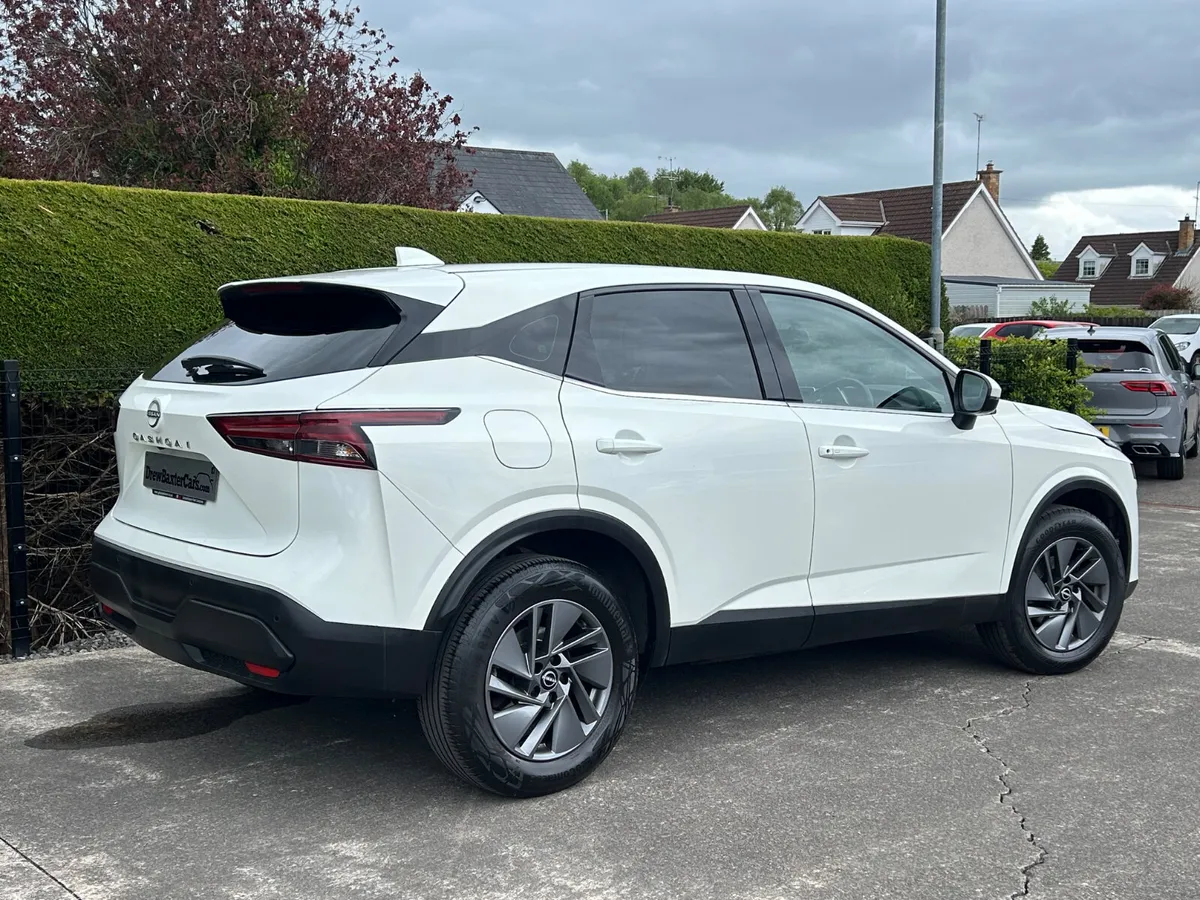 23Nissan Qashqai 1.3 Dig   Hybrid €21650 inc Vrt - Image 5