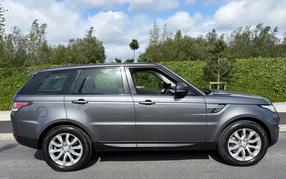 Range Rover Sport 3.0Ltr   2015 - Image 4