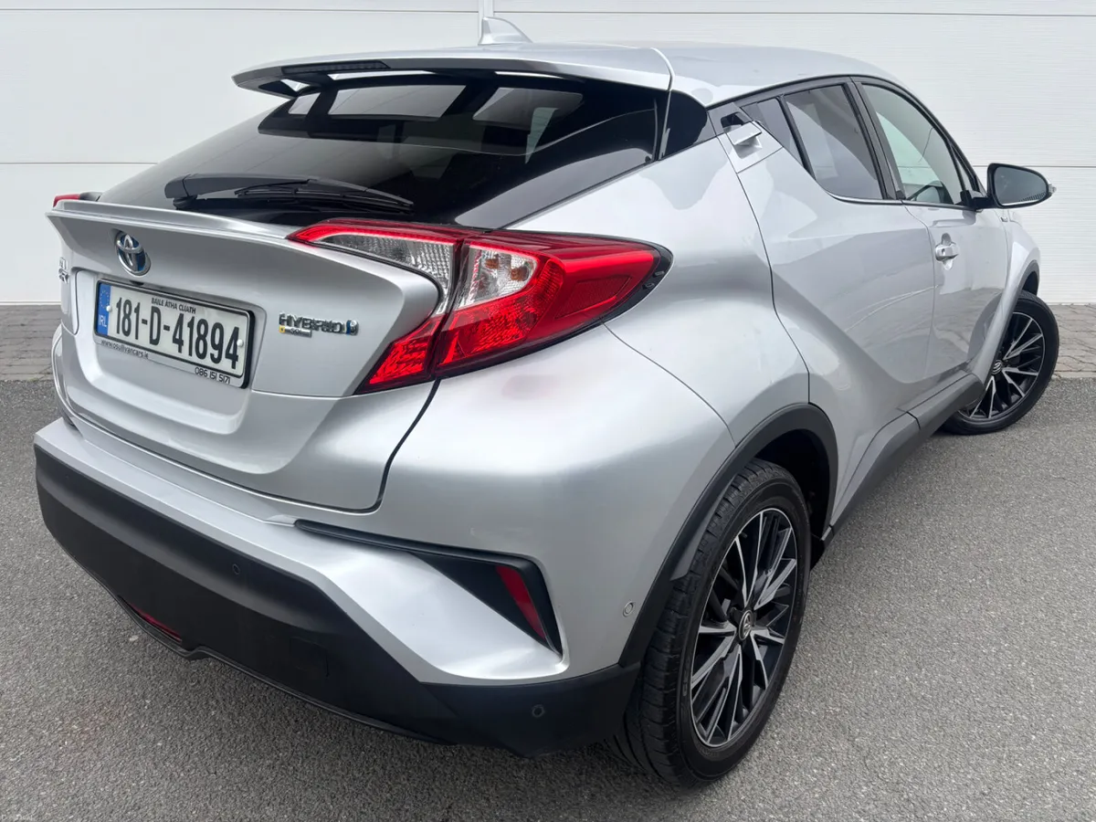 20/8 TOYOTA CHR SOL HYBRID A/T MINT ! - Image 2