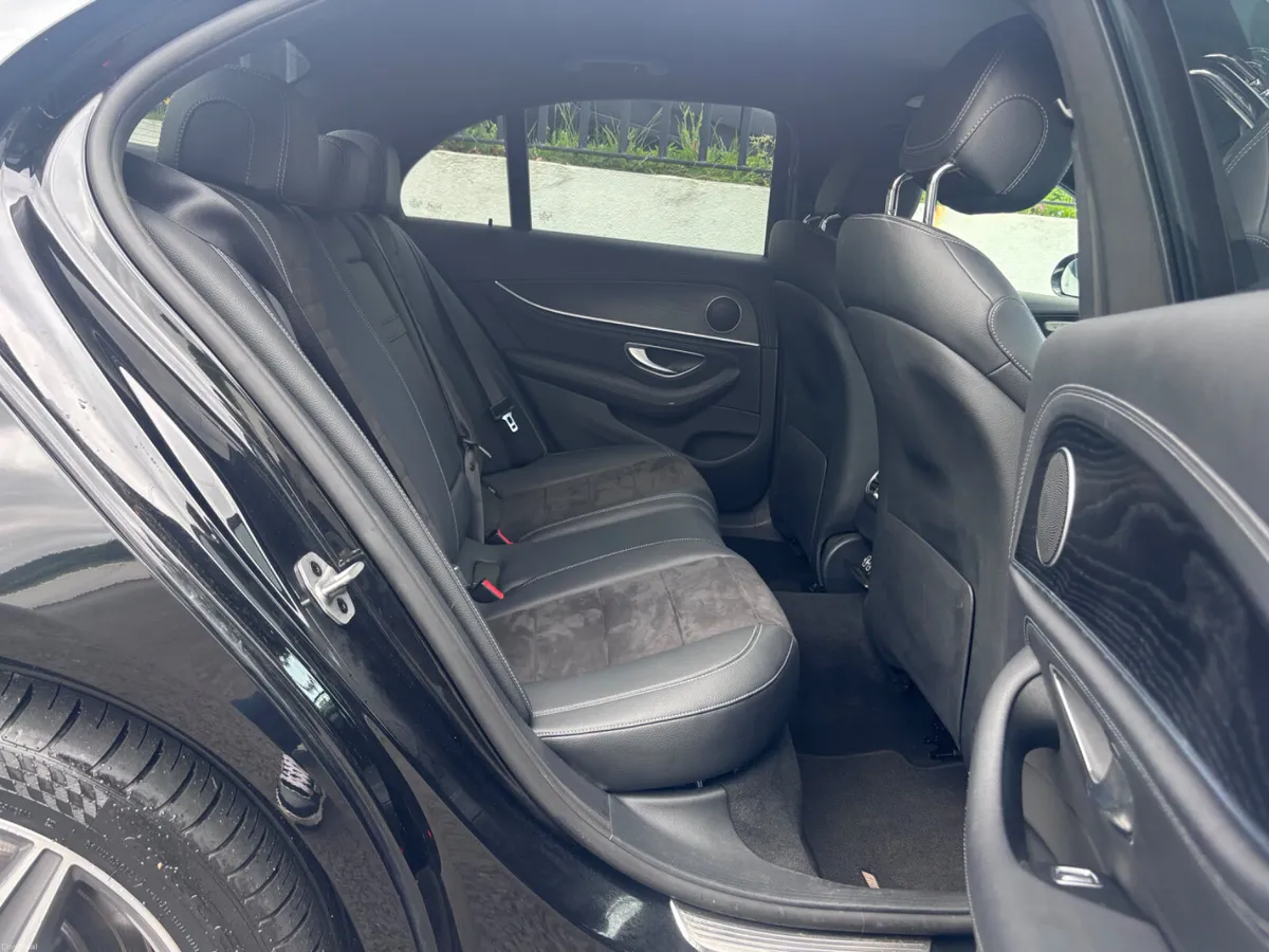 2020 MERCEDES E300DE  AMG LINE PREMIUM - Image 5