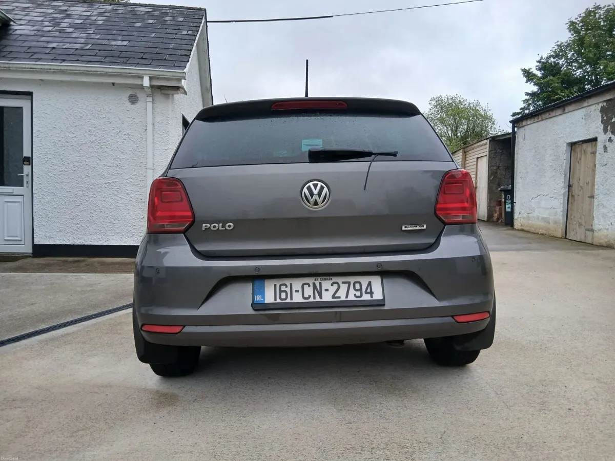 Volkswagen Polo 1.0, year 2016 - Image 2