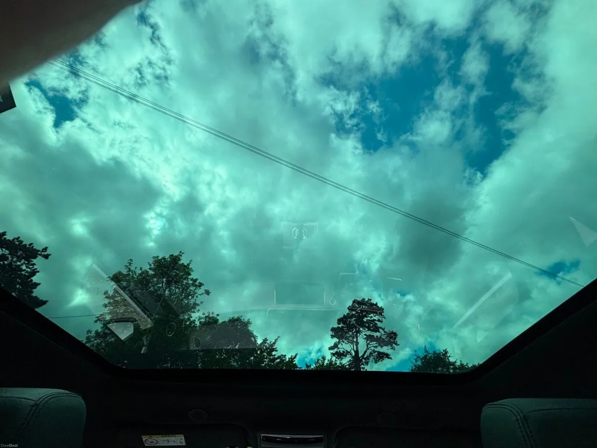 Land Rover Range Rover Evoque SUNROOF EDITION MODE - Image 3