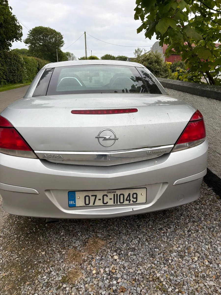 Opel Astra - Image 2