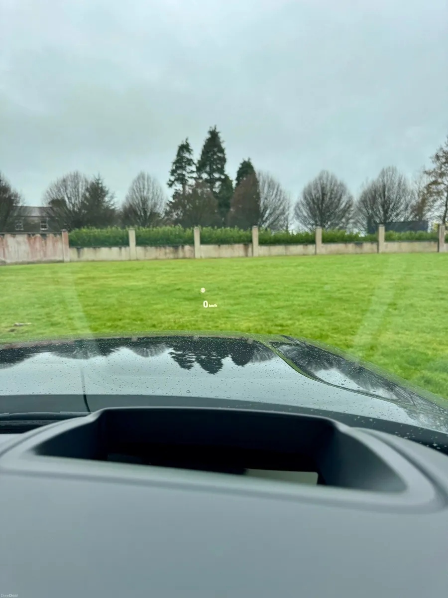 **Range Rover VOGUE/ PANO ROOF/ HEAD UP DISPLAY** - Image 5