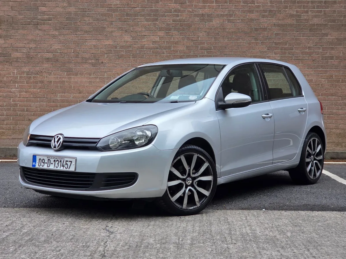 Volkswagen Golf 2009 - Image 1